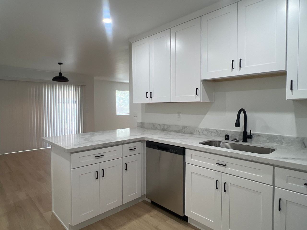 6347 Villa Dr - Photo 4 of 17