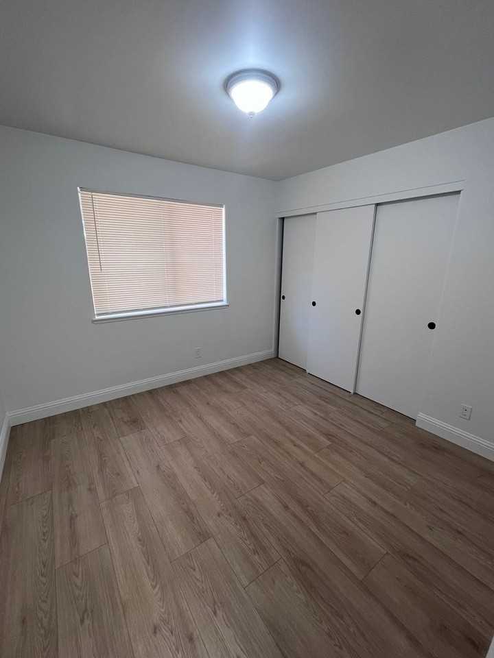 6347 Villa Dr - Photo 7 of 17