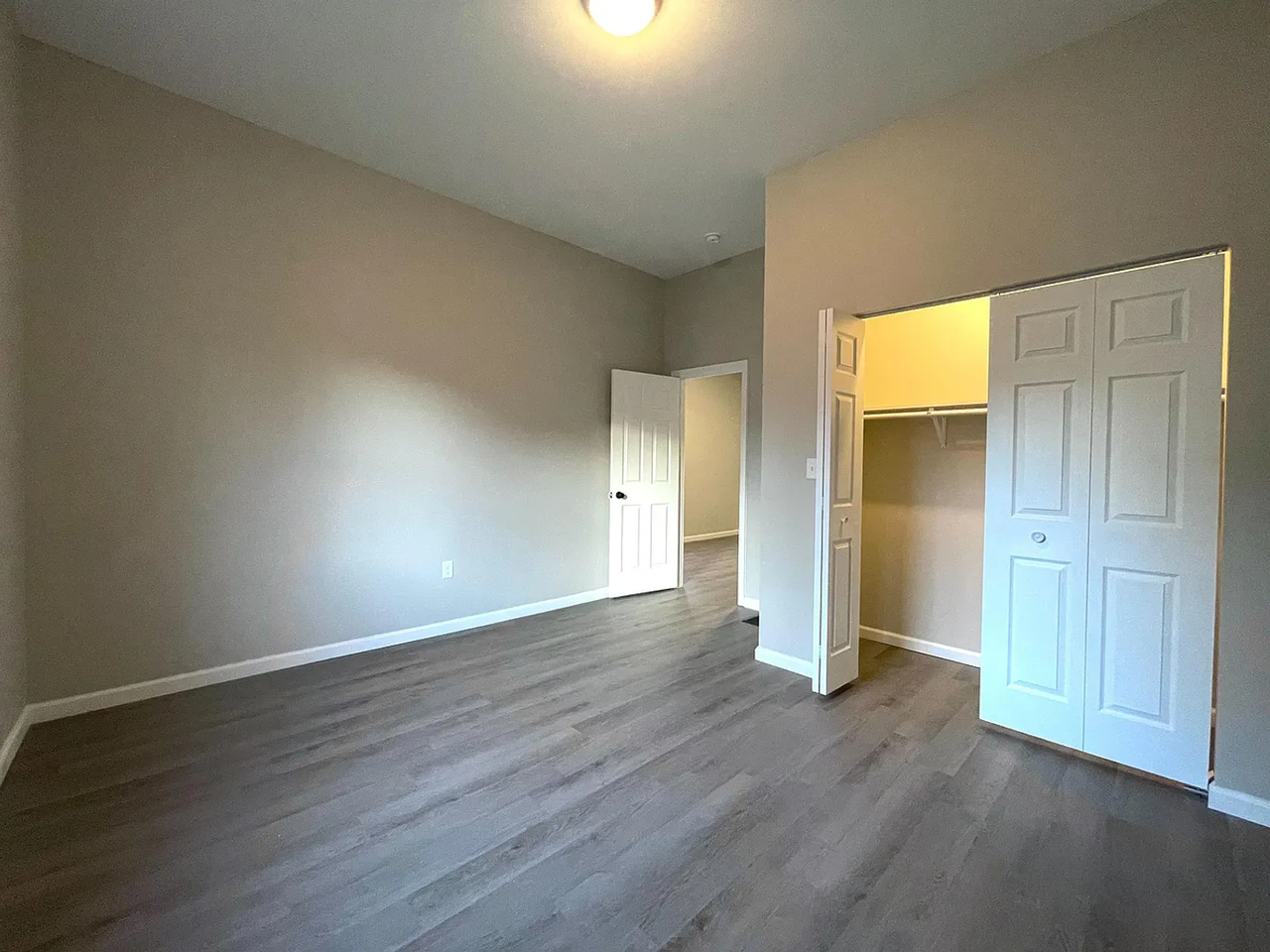 1221 Saint Peter St - Photo 6 of 14