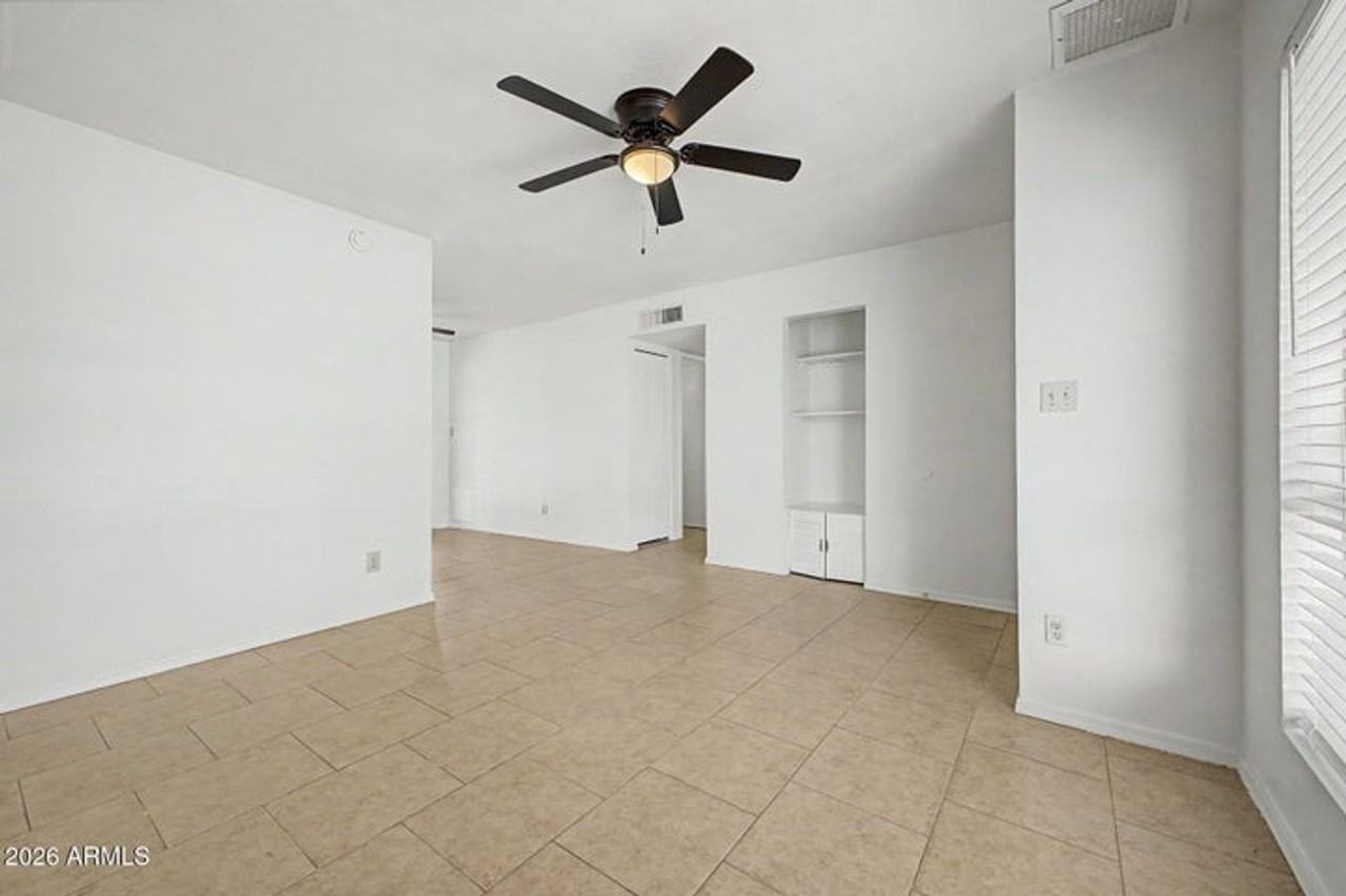 1508 W Rockwood Dr - Photo 3 of 14