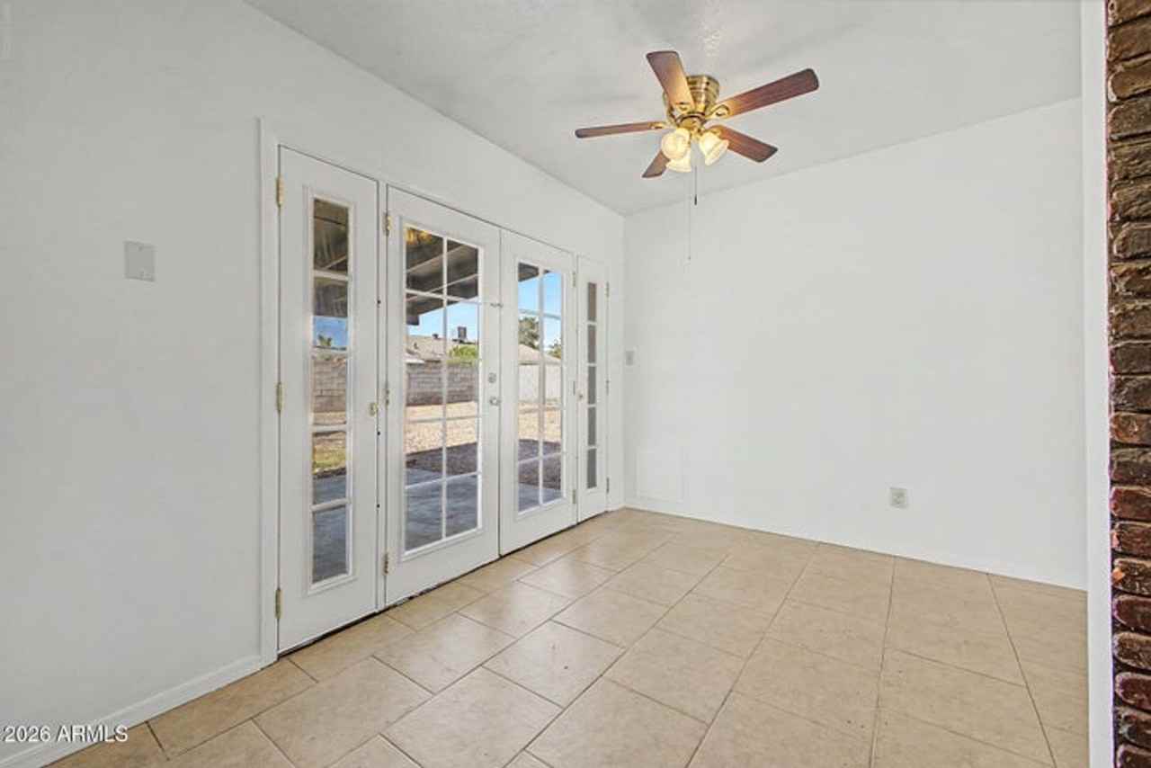 1508 W Rockwood Dr - Photo 4 of 14