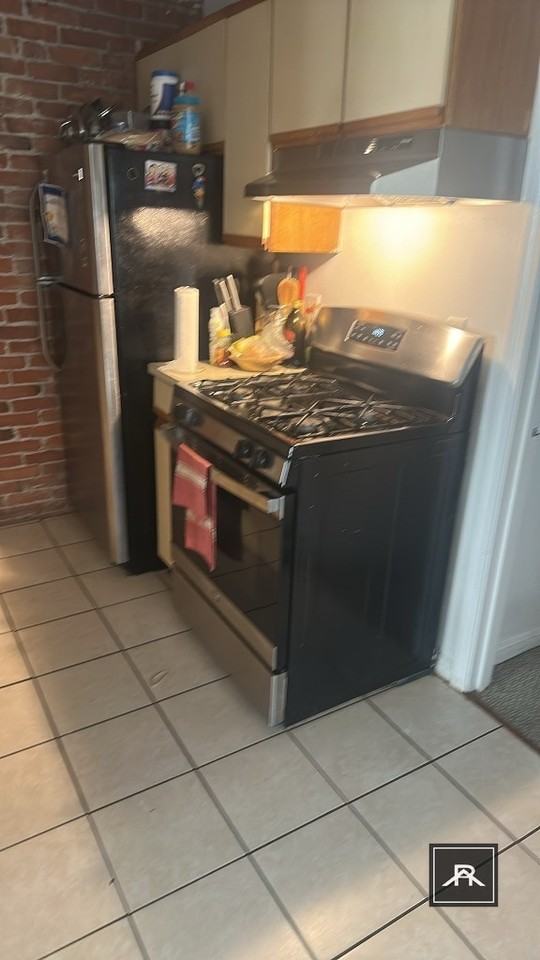 68 Murdock St #1 - Photo 4 of 15