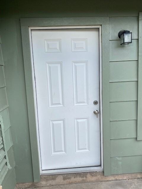 609 Flournoy Dr #A - Photo 2 of 11