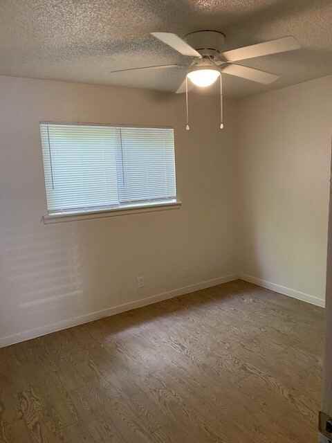 609 Flournoy Dr #A - Photo 6 of 11