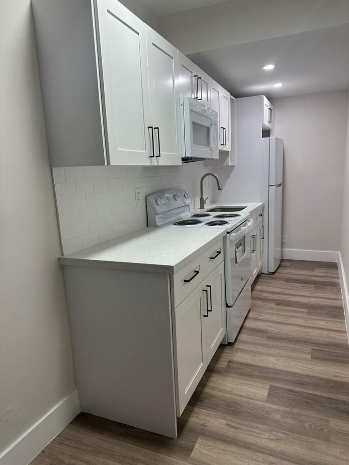 F7 - 7351 Gary Ave - Photo 2 of 9