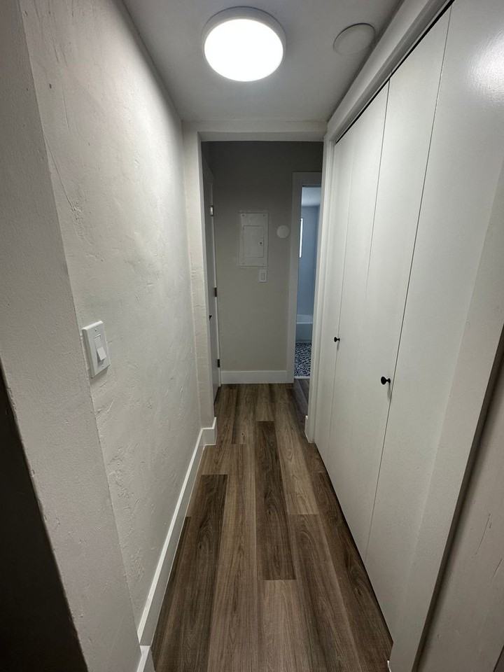 F7 - 7351 Gary Ave - Photo 4 of 9