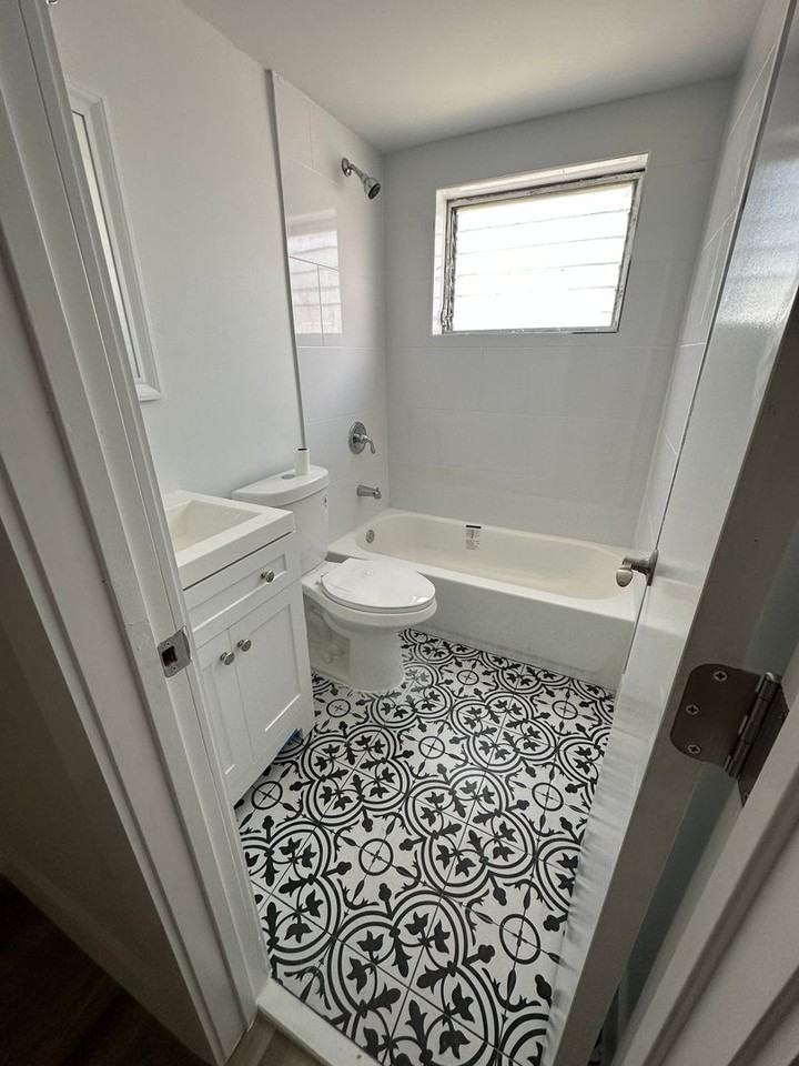 F7 - 7351 Gary Ave - Photo 6 of 9