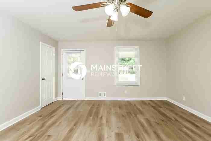9155 Cecelia St Sw - Photo 3 of 16