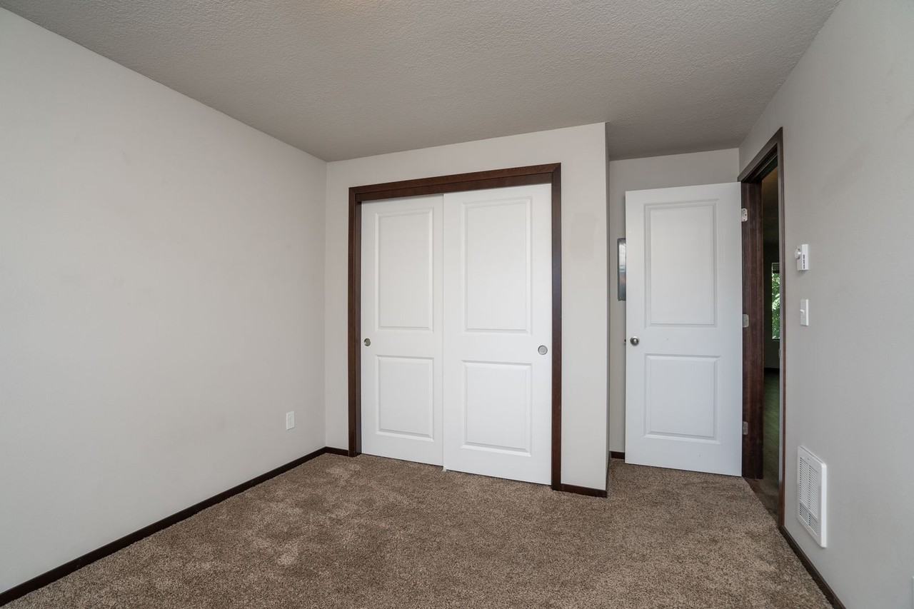 203 Lodean Dr Apt A - Photo 5 of 16
