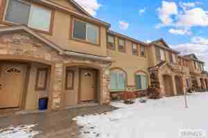 featured image of 565 Pioneer Rd #215