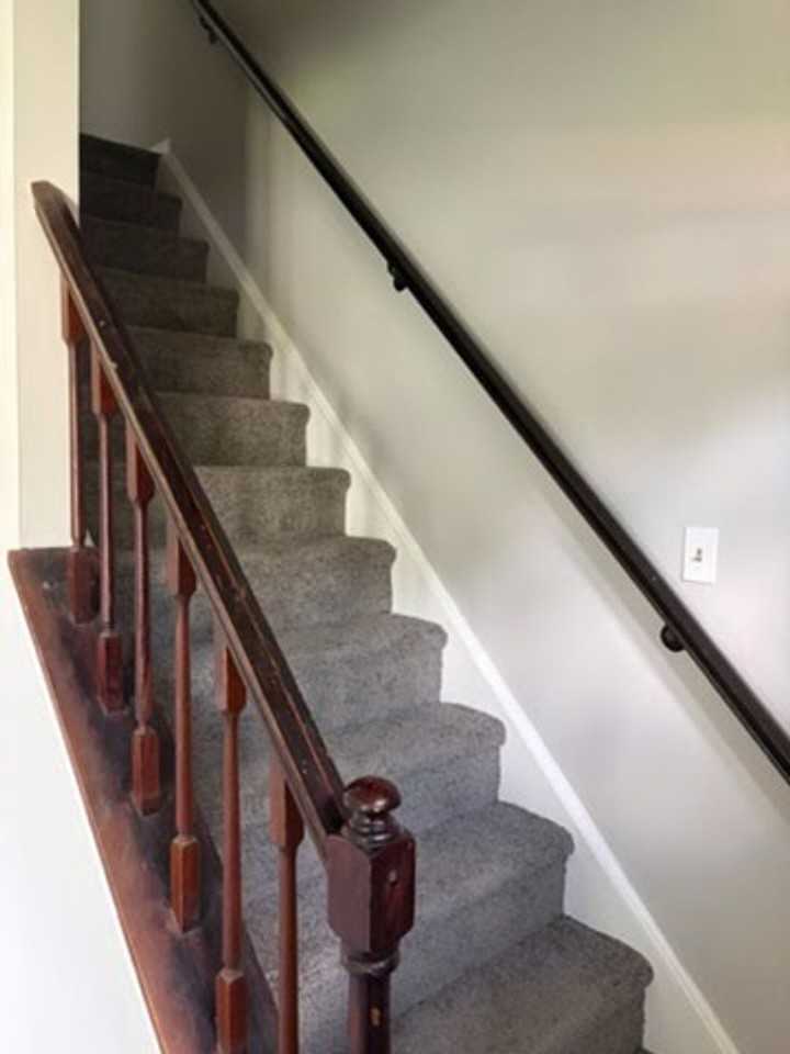 1090 Williamsburg Rd - Photo 7 of 16