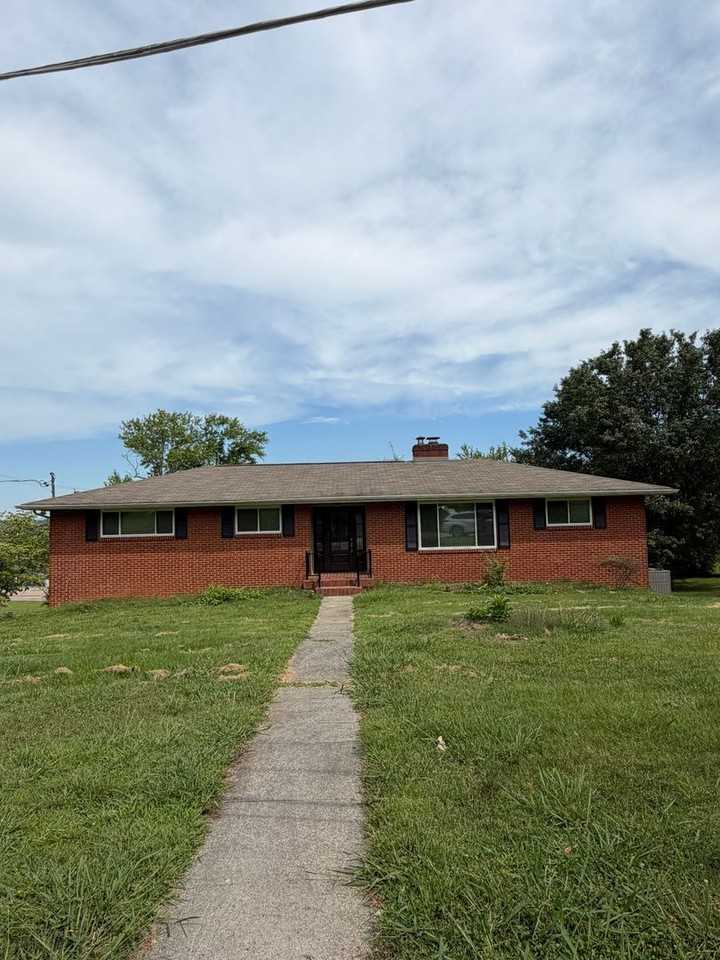 8604 Sultan Ln