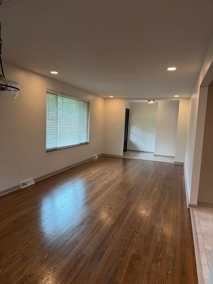 8604 Sultan Ln - Photo 4 of 26