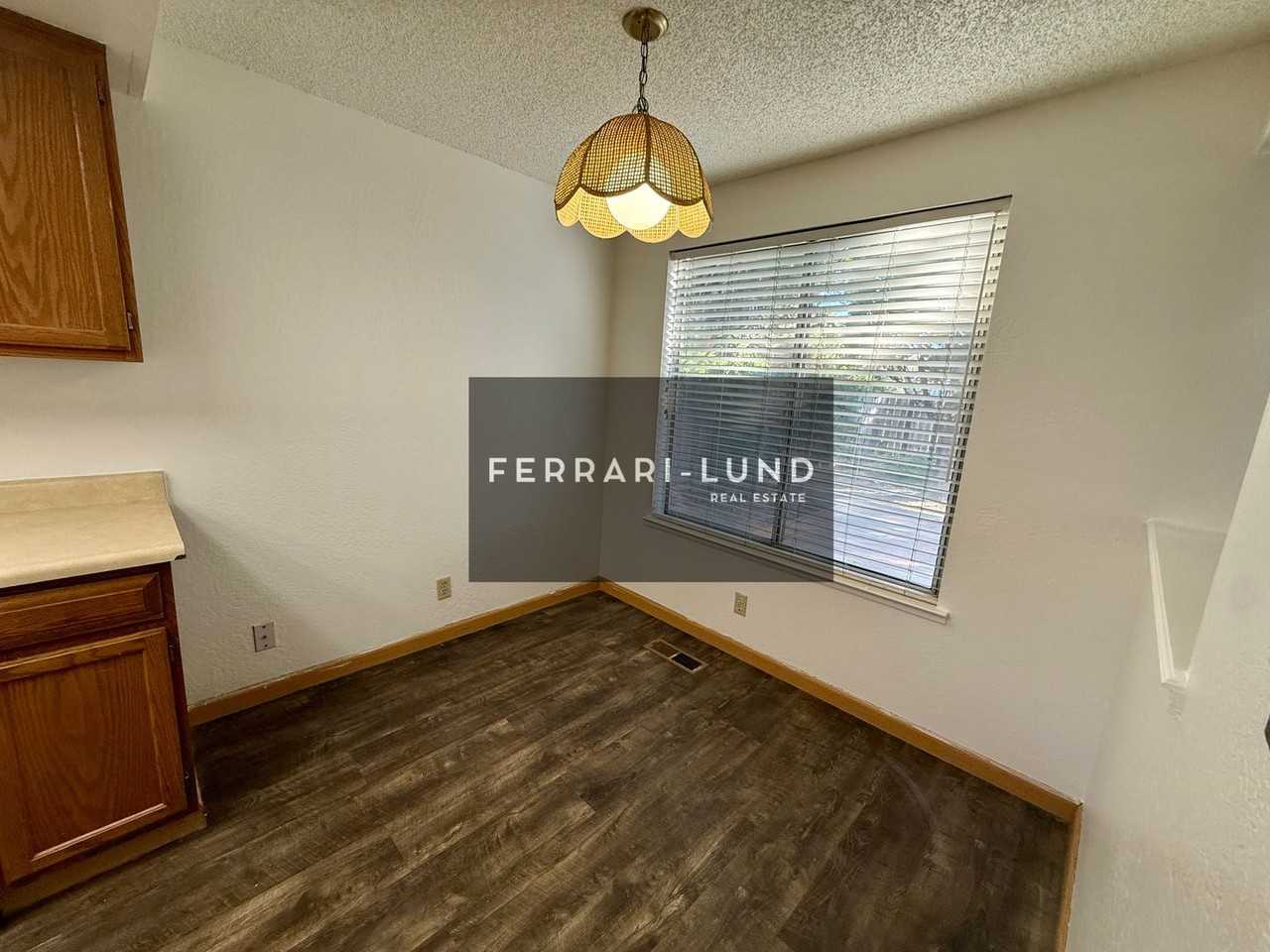 6065 Diplomat Dr - Photo 4 of 16