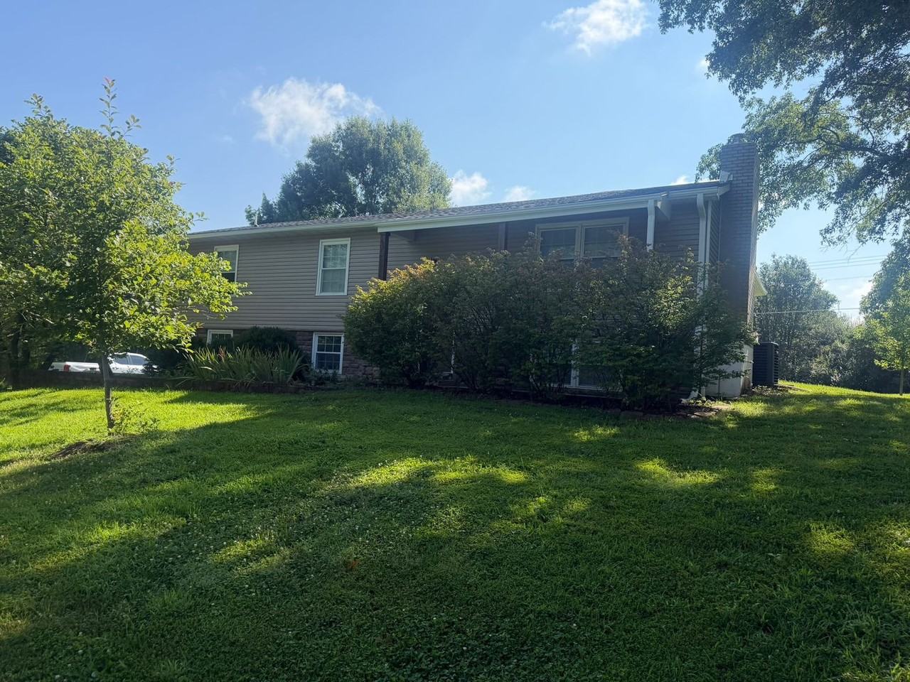 7900 S Tomlin Hill Rd - Photo 2 of 43
