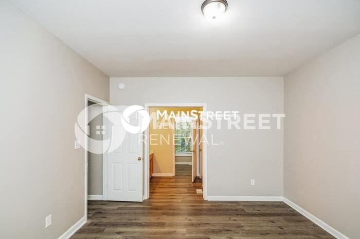 728 Cook Rd - Photo 4 of 16
