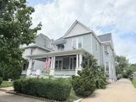 316 E. Locust - Photo 1 of 1