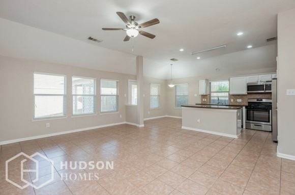 21902 Blossom Grove Ln - Photo 4 of 16