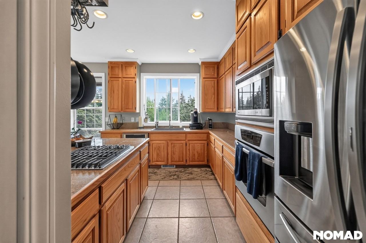 33 Zermatt Ct - Photo 6 of 34