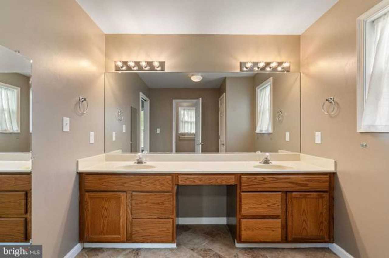 10 Sassafras Ln - Photo 7 of 35