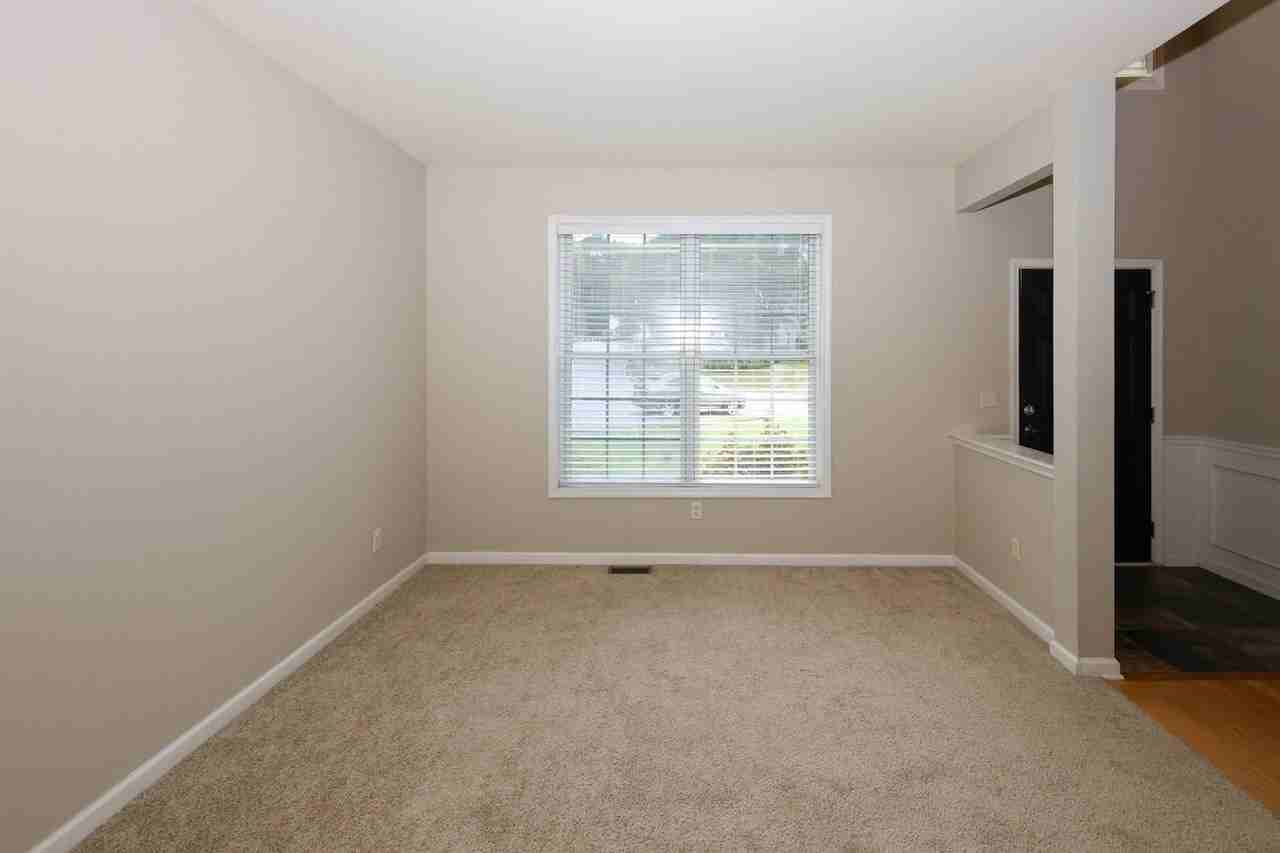 2895 Haynes Club Cir ##Sw - Photo 4 of 50