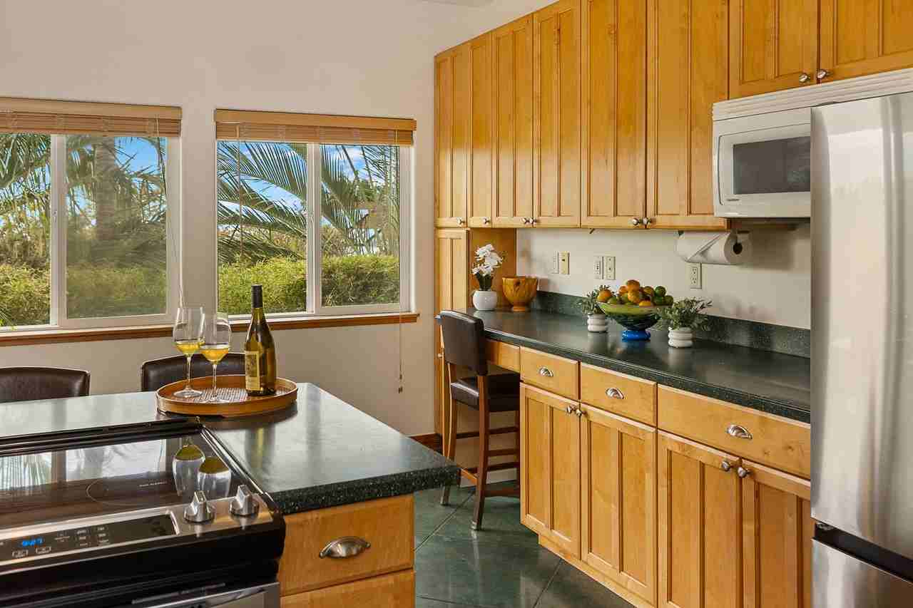 68 Awaiku St #B - Photo 5 of 32