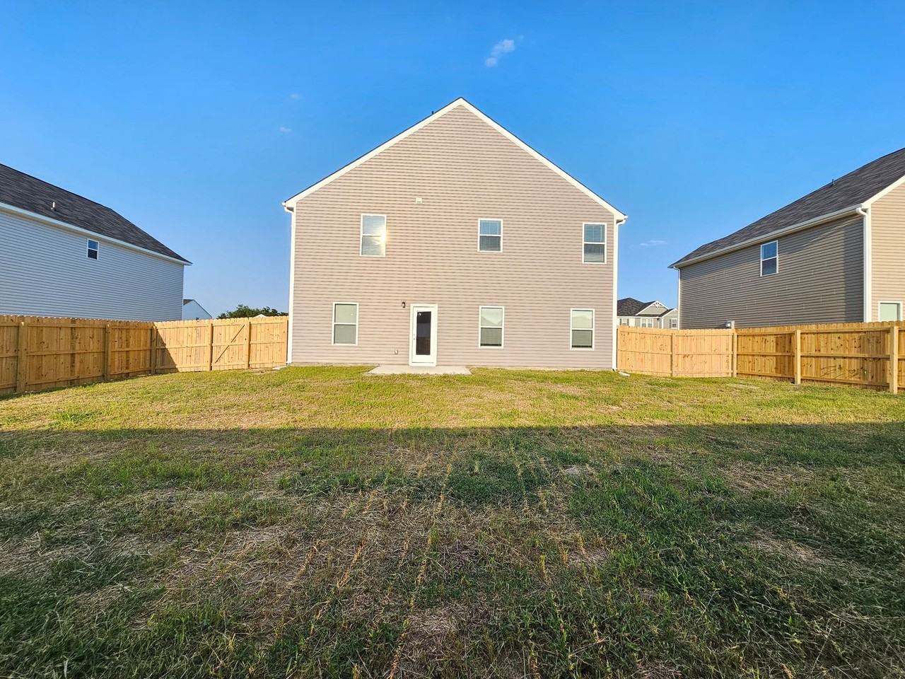 349 Wicklow Ln - Photo 2 of 22