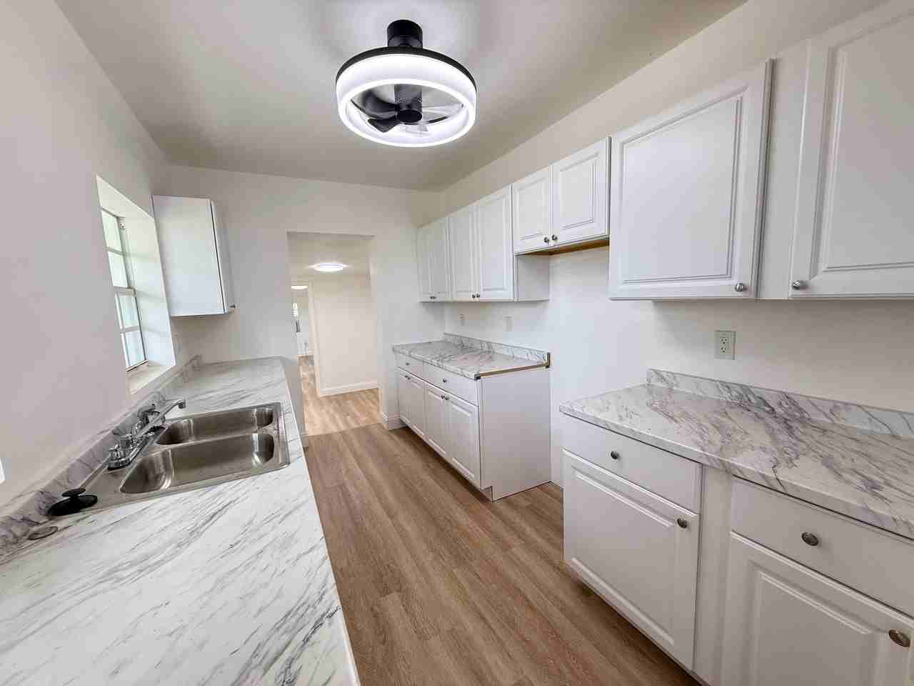 165 E Pomelo St - Photo 5 of 18
