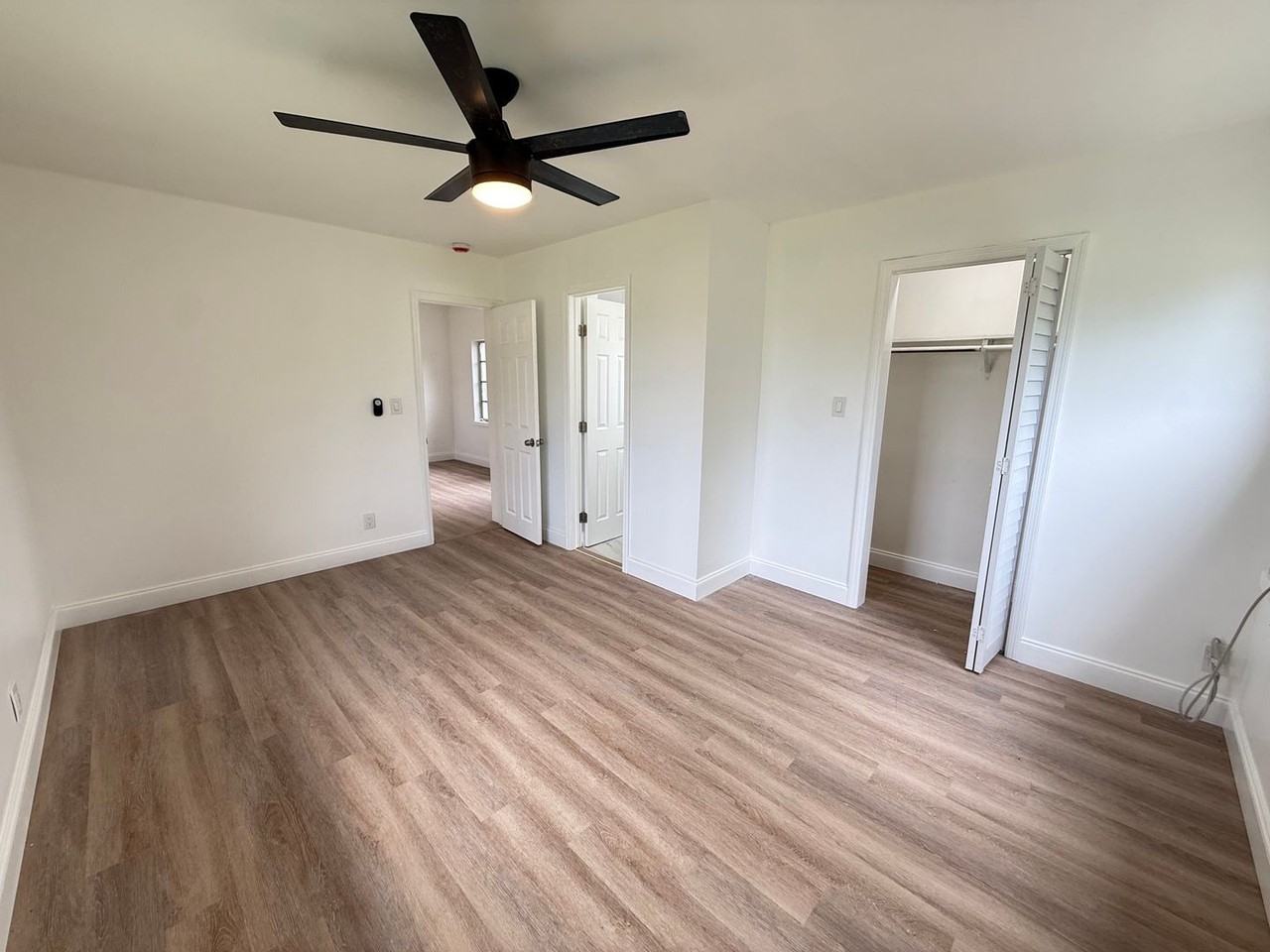165 E Pomelo St - Photo 7 of 18