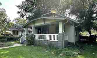 featured image of 1213 Sw Plass Ave