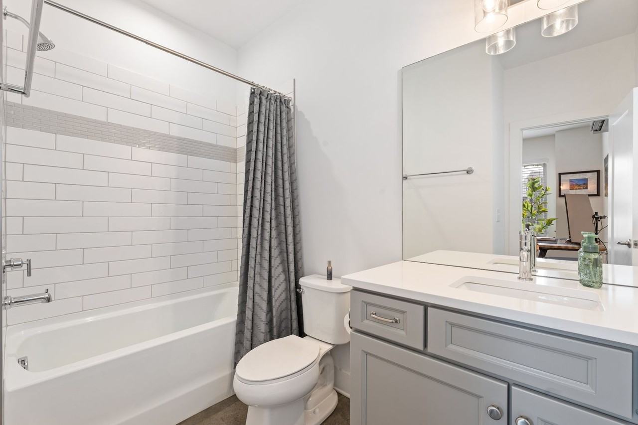 225 Sterling Point Cir - Photo 7 of 35