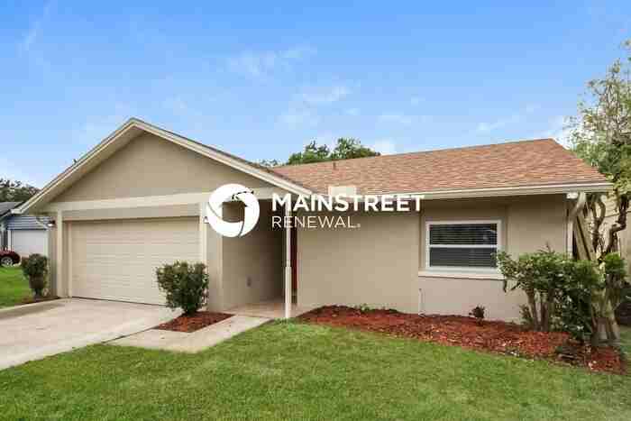 7624 Lakeside Woods Dr - Photo 3 of 16