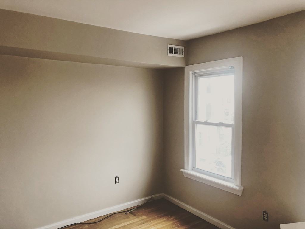 9 Bell Ct #2 - Photo 4 of 32