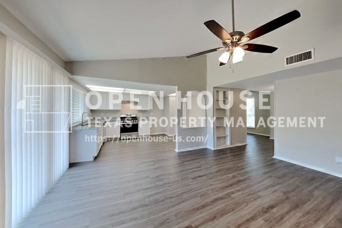 414 Oak Ridge Pl - Photo 5 of 20