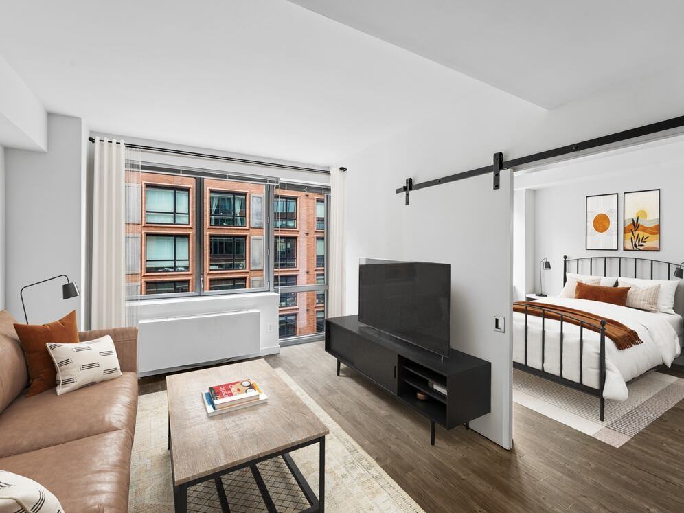 AVA High Line - Photo 2 of 26