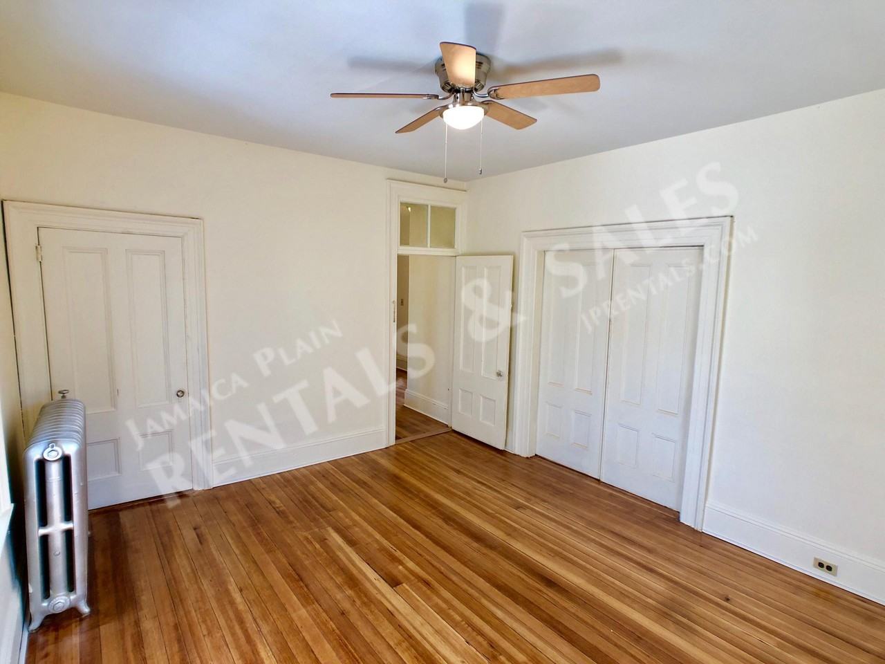 47 Custer St #2 - Photo 6 of 17