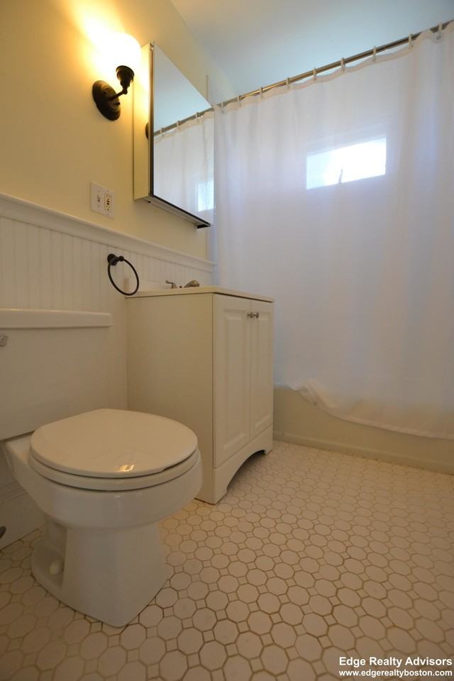 44 Bostonia Ave #2 - Photo 7 of 13