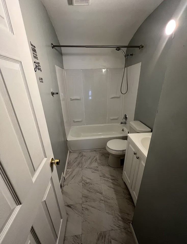 2210 Blades Ave #NA - Photo 7 of 10