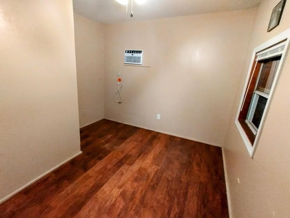150 Gardenia St #NA - Photo 6 of 18