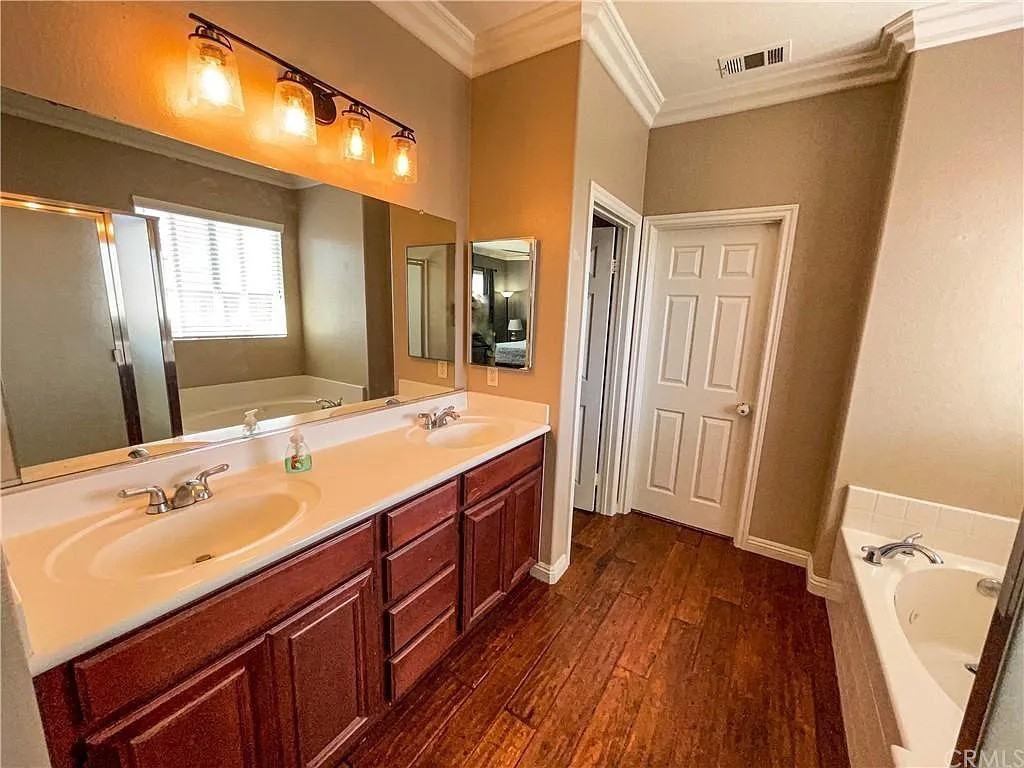 38894 Hickory Hill Ct #NA - Photo 6 of 7