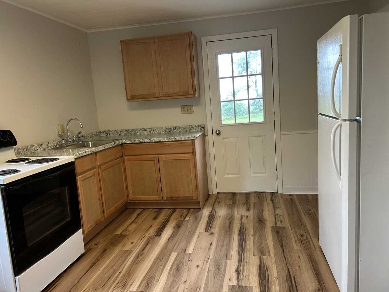 1297 Lakeland Dr #1 - Photo 7 of 14