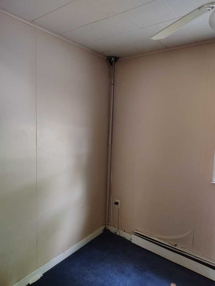 631 6th Ave #1stFL - Photo 5 of 9