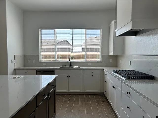 950 Wayfarer Ln #NA - Photo 3 of 4