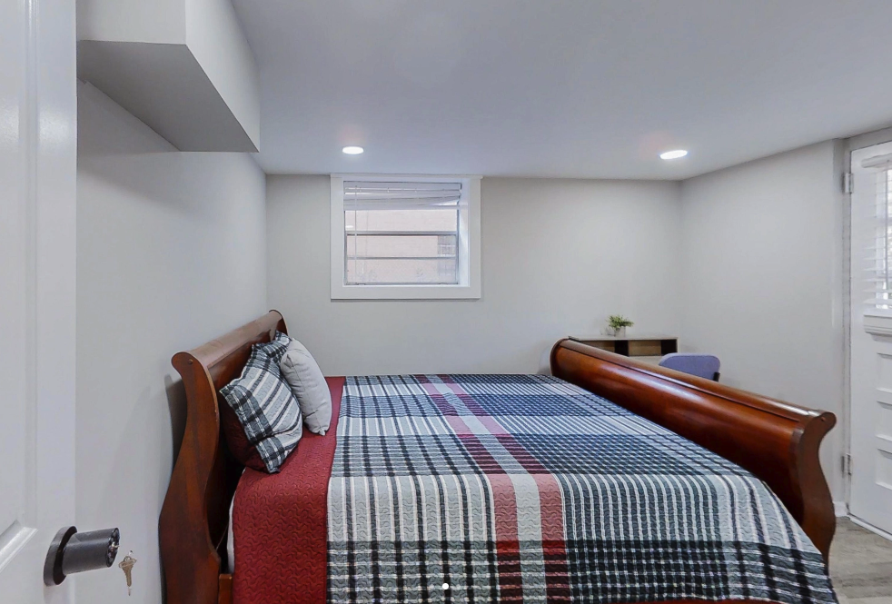 686 Aline Dr Nw #8 - Photo 2 of 6
