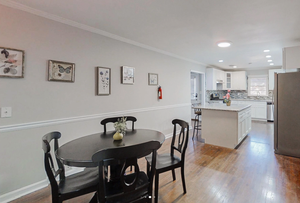 686 Aline Dr Nw #8 - Photo 5 of 6