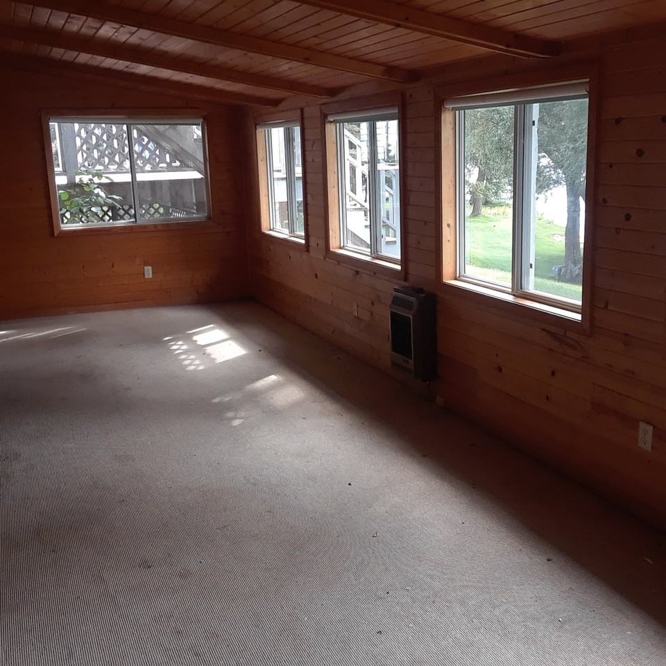1902 E Lake Geneva Rd Ne #NA - Photo 4 of 6