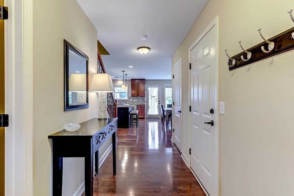 Chestnut Ln #3430 - Photo 5 of 25