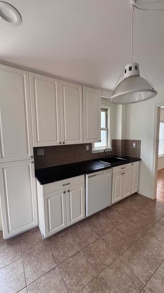 125 Nicoll St #NA - Photo 6 of 14