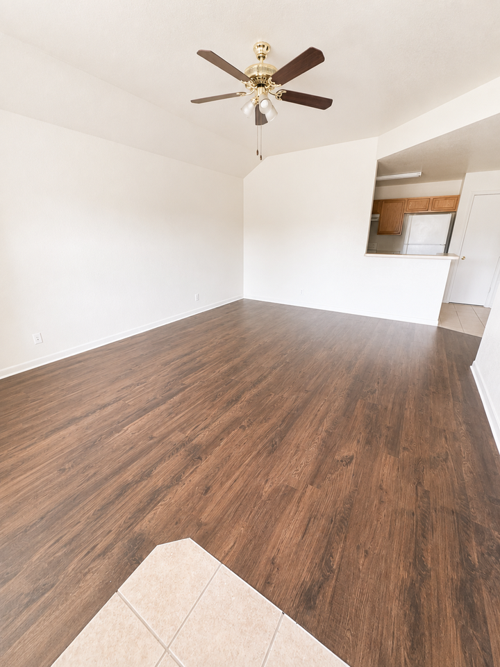 2013 Schorn Dr #NA - Photo 4 of 11