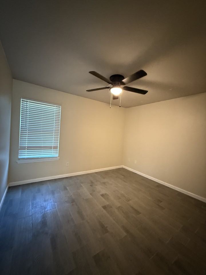180 Azalea Dr #NA - Photo 7 of 9